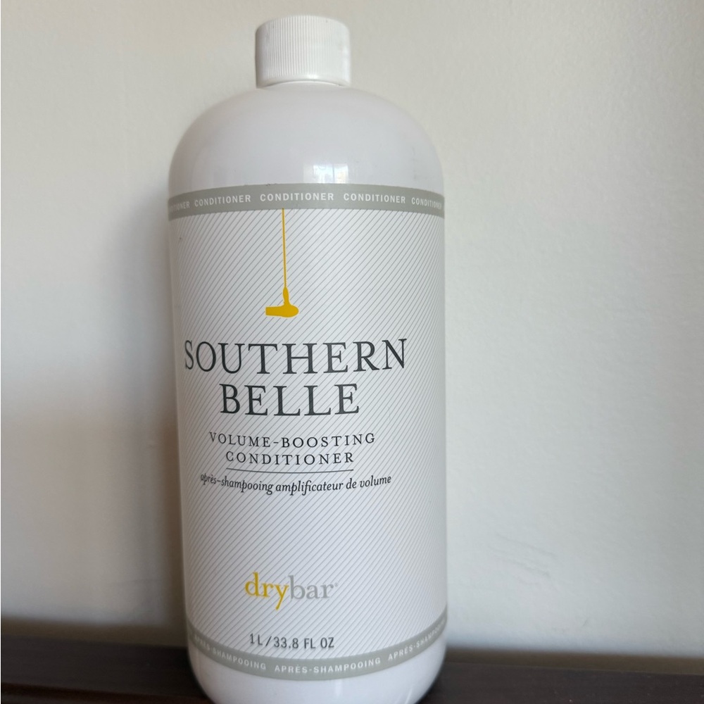 Drybar Southern Belle Volume-Boosting Conditioner - White and Gold